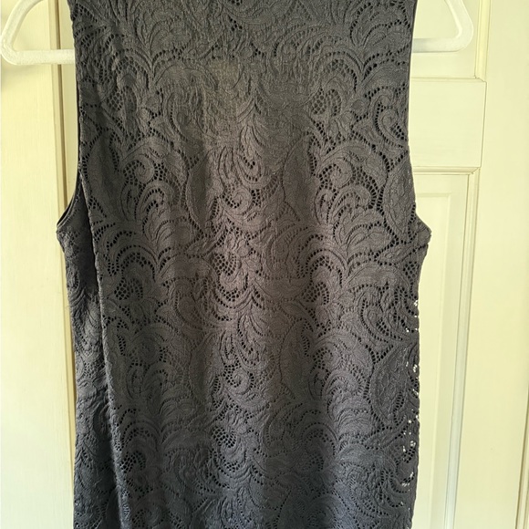 Top - Picture 4 of 7